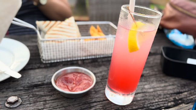 159W Jln. Loyang Besar, Singapore 507020