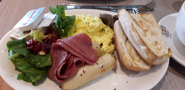 Comentarii opinii despre The Coffee Bean and Tea Leaf (Waterway Point)