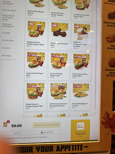 Opinii despre McDonald's Changi Airport Terminal 2 (T2) Transit Lounge în Singapore - Hospitality and gastronomy