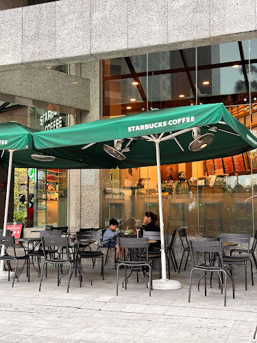 Opinii despre Starbucks City House în Singapore - Hospitality and gastronomy