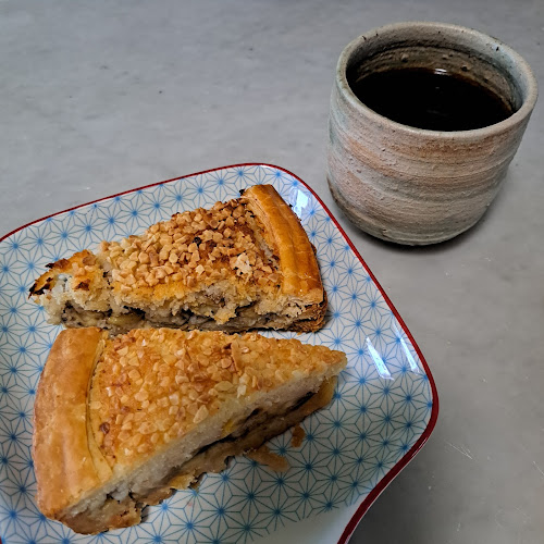 Auntie Peng Banana Pie - Hospitality and gastronomy