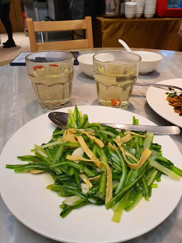 YUN NANS - Singapore