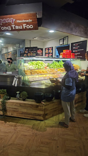 The Food Market by Food Junction - Singapore