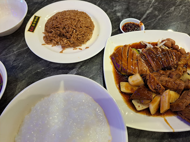 301 Upper Thomson Rd, #01-96, Singapore 574408