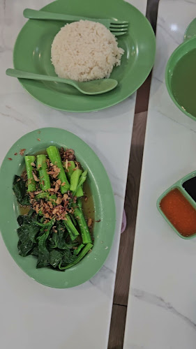 Ming Kee Chicken Rice - Hospitality and gastronomy