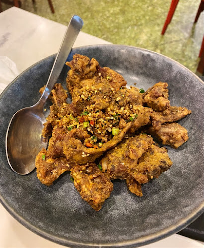 10 Sinaran Dr, #02-80, Singapore 307506