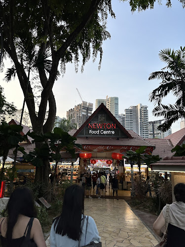 500 Clemenceau Ave N, #01-28 Newton Food Centre, Singapore 229495