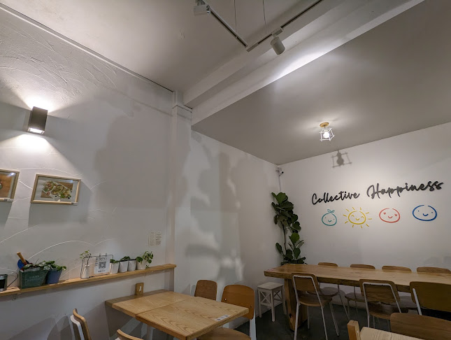 6 Letter Brunch - Hospitality and gastronomy