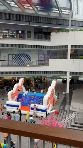 7 Holland Vlg Wy, #02-37, Singapore 275748