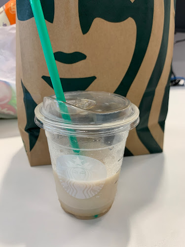 Starbucks Aperia - Hospitality and gastronomy