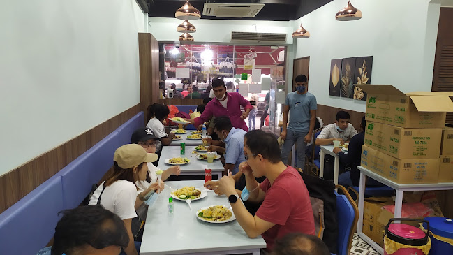 8 Desker Rd, Singapore 209552