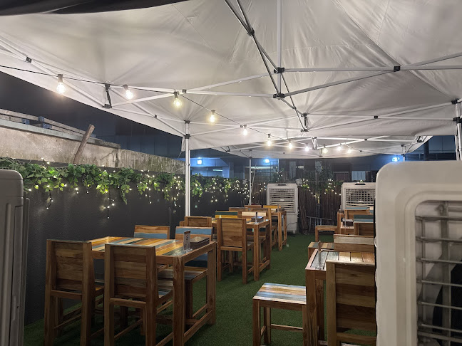 Opinii despre Warm Up Cafe @Mackenzie Road în Singapore - Hospitality and gastronomy