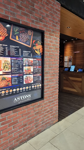 604 Sembawang Rd, #B1-12/13/14 Sembawang Shopping Centre, Singapore 758459