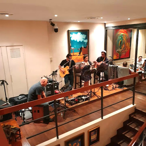 The Connoisseur Divan