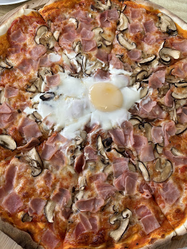 Sol Pizza - Singapore