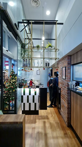 Comentarii opinii despre Zaffron Kitchen Star Vista