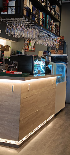 Comentarii opinii despre BistrOne36 at Tyrwhitt