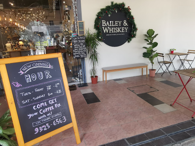 Opinii despre Bailey And Whiskey în Singapore - Hospitality and gastronomy