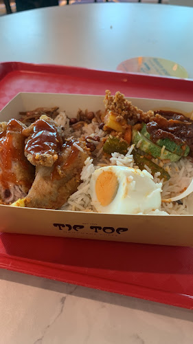 Tip Top Curry Puff @ T1 Transit - Singapore