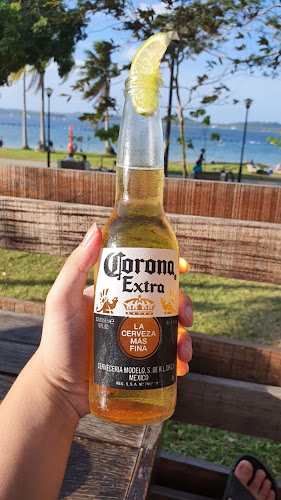 Ohana Beach House(Pasir Ris) - Hospitality and gastronomy