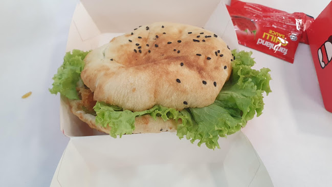 Shiok Burger 新奇汉堡 - Hospitality and gastronomy
