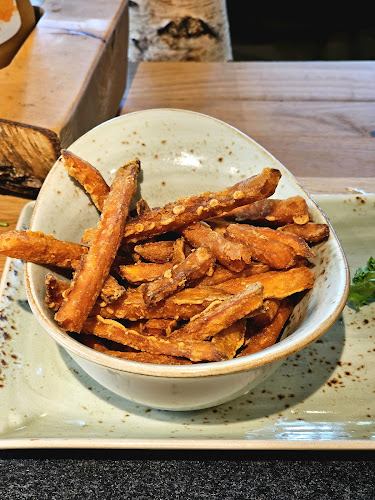 SERVUS German Burger Grill | VIVOCITY