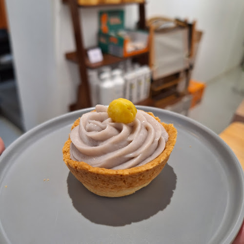 Lilac Oak | Vegan Café & Bakes