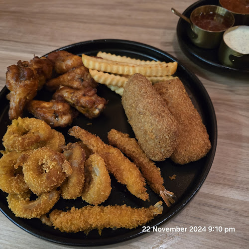 324 Changi Rd, Singapore 419799