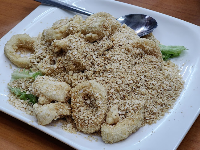 Happy Kampong Seafood - Hospitality and gastronomy