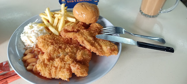 Opinii despre 自家西餐 Zi Jia Western în Singapore - Hospitality and gastronomy