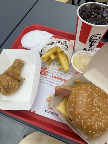 Comentarii opinii despre KFC