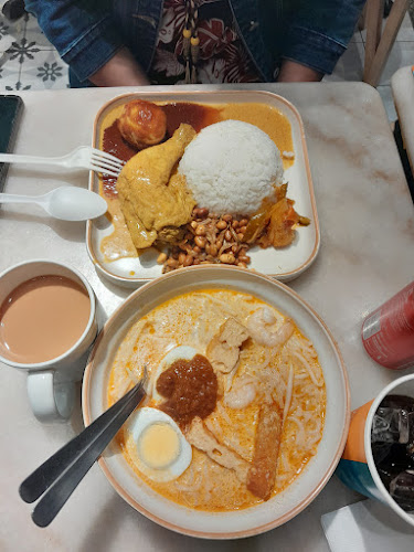 Opinii despre Heavenly Wang @ Changi Airport Terminal 1 Departure în Singapore - Hospitality and gastronomy