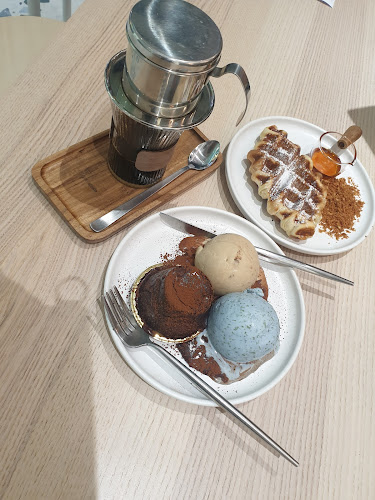 79E Toa Payoh Central, #01-75, Singapore 315079