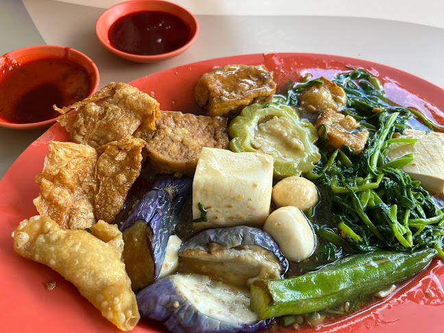 928 Ngee Fou (Hakka) Ampang Yong Tou Fou - Hospitality and gastronomy
