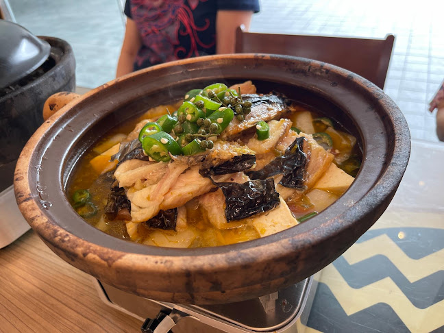 Riverside Canton Claypot Cuisine 江边广东砂锅菜 - Hospitality and gastronomy