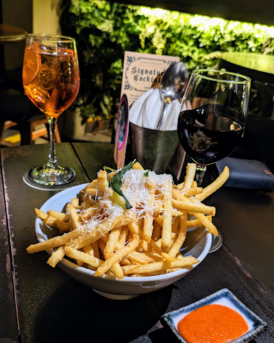 Opinii despre Alleybar în Singapore - Hospitality and gastronomy