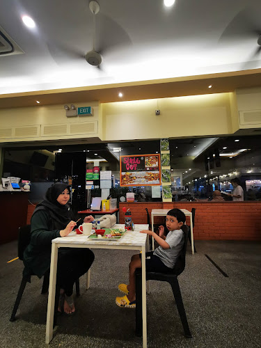 10 Tebing Ln, Singapore 828849