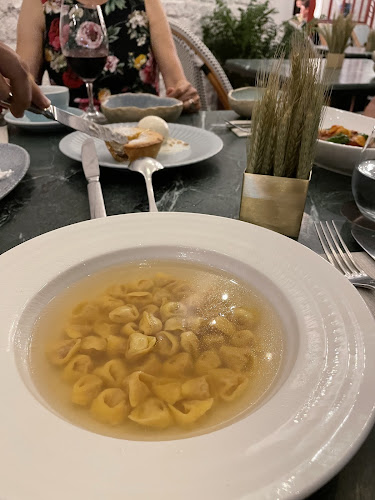 128 Tembeling Rd, Singapore 423638