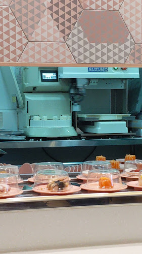Sushi Express - Hillion Mall - Hospitality and gastronomy