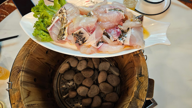 Comentarii opinii despre Qi Lai Feng 齐来丰鱼庄 Chinese Restaurant