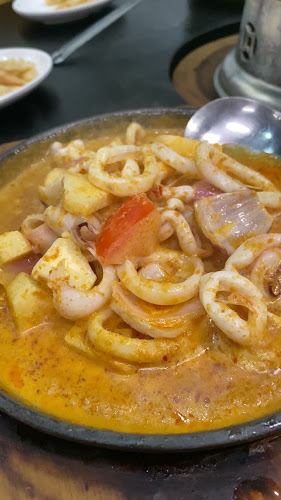 556 Balestier Rd, Singapore 329872