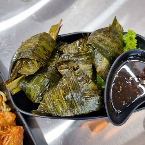 Nummun Thai Kitchen - Hospitality and gastronomy