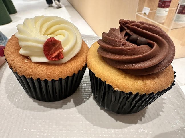 Comentarii opinii despre Plain Vanilla ION Orchard