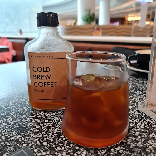 Pazzion Café - Hospitality and gastronomy