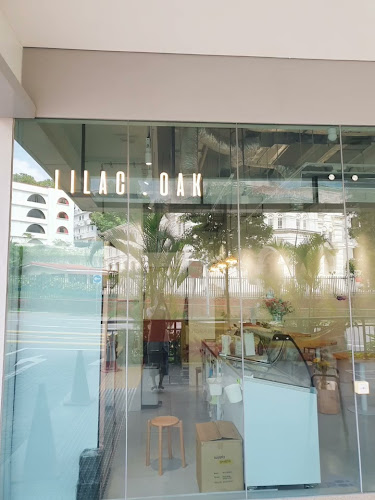 Lilac Oak | Vegan Café & Bakes