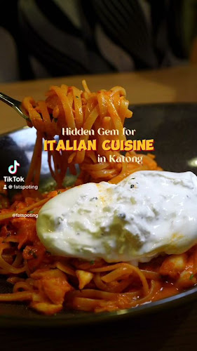 Burrata Joy & Gustavo Lapasta Katong V - Hospitality and gastronomy