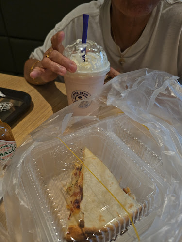 Comentarii opinii despre Coffee Bean and Tea Leaf (Komo Shoppes)