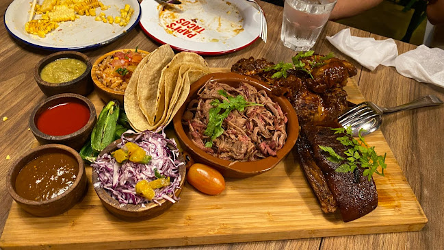 Papi's Tacos Katong - Hospitality and gastronomy