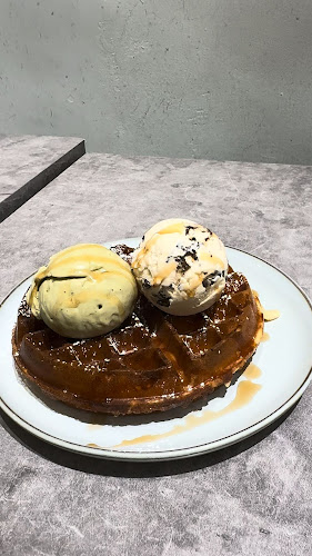 Opinii despre Burnt Cones Gelato (Sunset Way) în Singapore - Hospitality and gastronomy