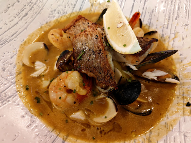 5 The Oval, Seletar Aerospace Park, Singapore 797863